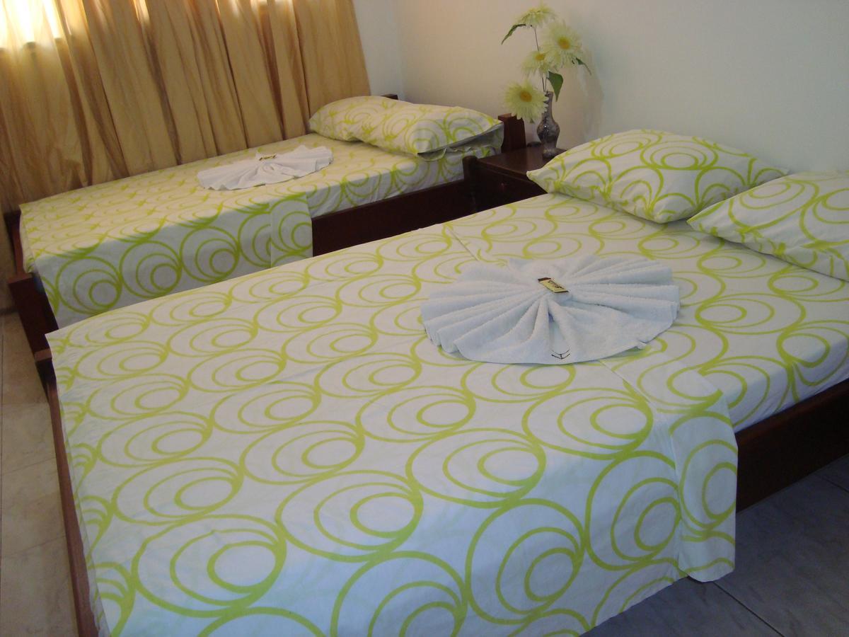 Hotel Real Polux San Gil Buitenkant foto
