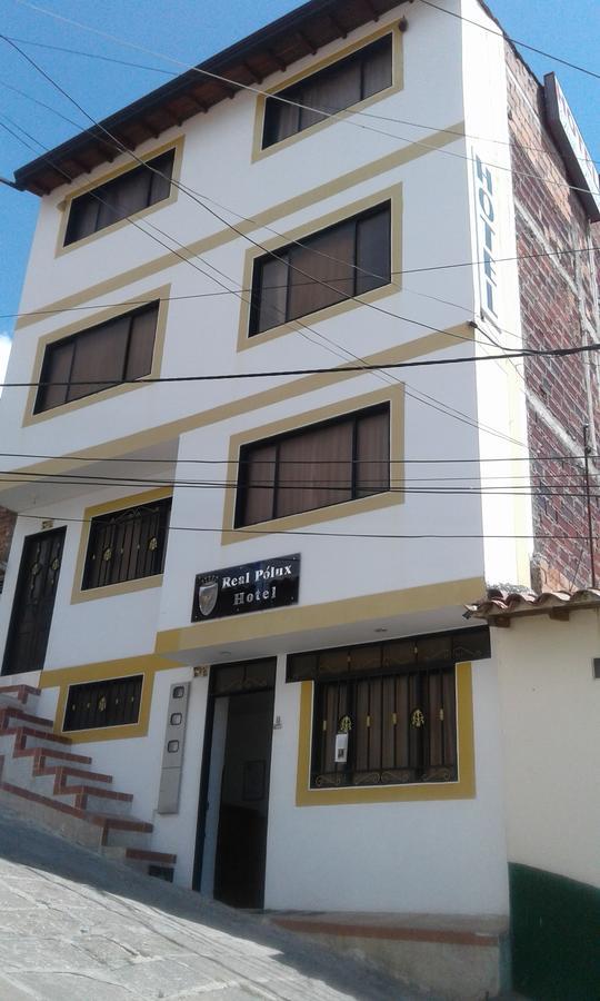 Hotel Real Polux San Gil Buitenkant foto